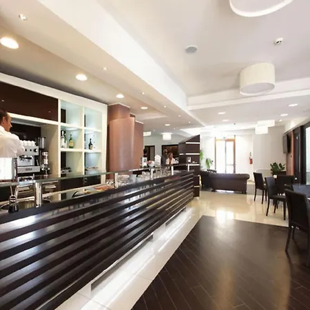 Miralago Hotel 3*